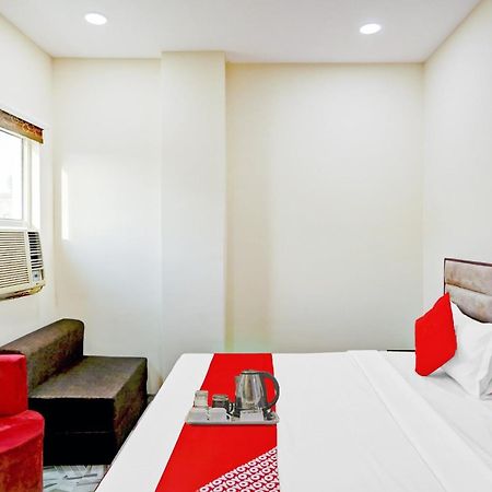Hotel O Royal Lotus Stay Near Ip Extension Metro Station Nueva Delhi Exterior foto