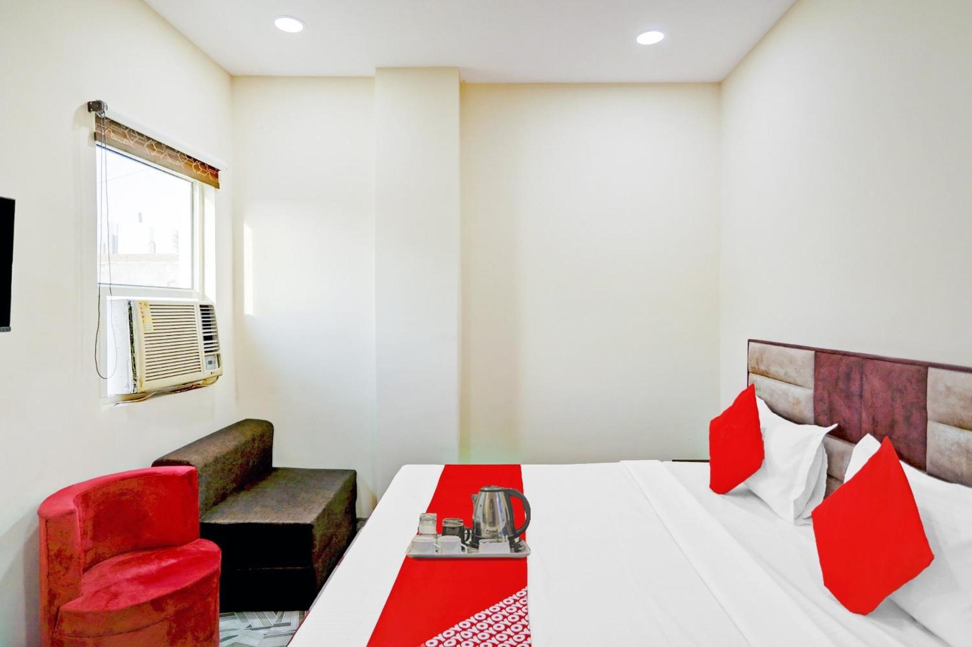 Hotel O Royal Lotus Stay Near Ip Extension Metro Station Nueva Delhi Exterior foto